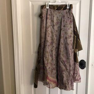 OS ankle length Darn Good Yarn sari skirt.